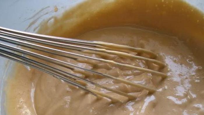 Torta fatta con ricetta di pan di spagna già pronta con foto passo dopo passo